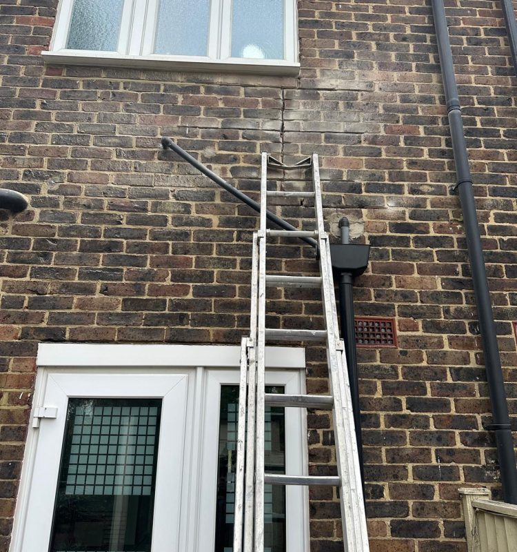 WhatsApp Image 2025-10-15 at 21.48.31